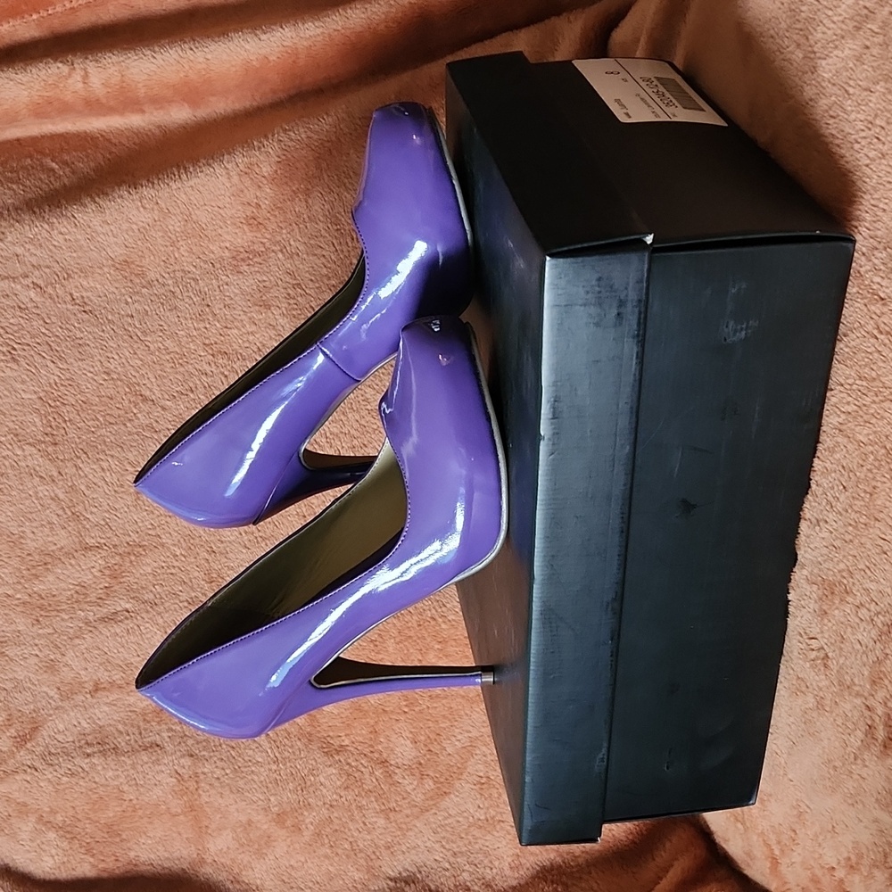 Purple heels size 8